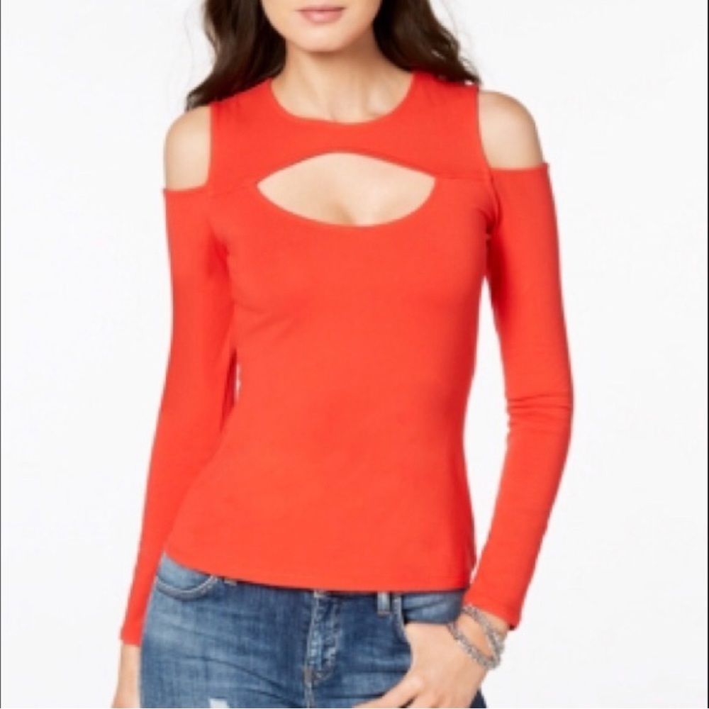 Guess key hole, cold shoulder top